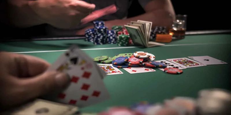 Nhà cái 11BET hướng dẫn cách chơi poker cho người mới